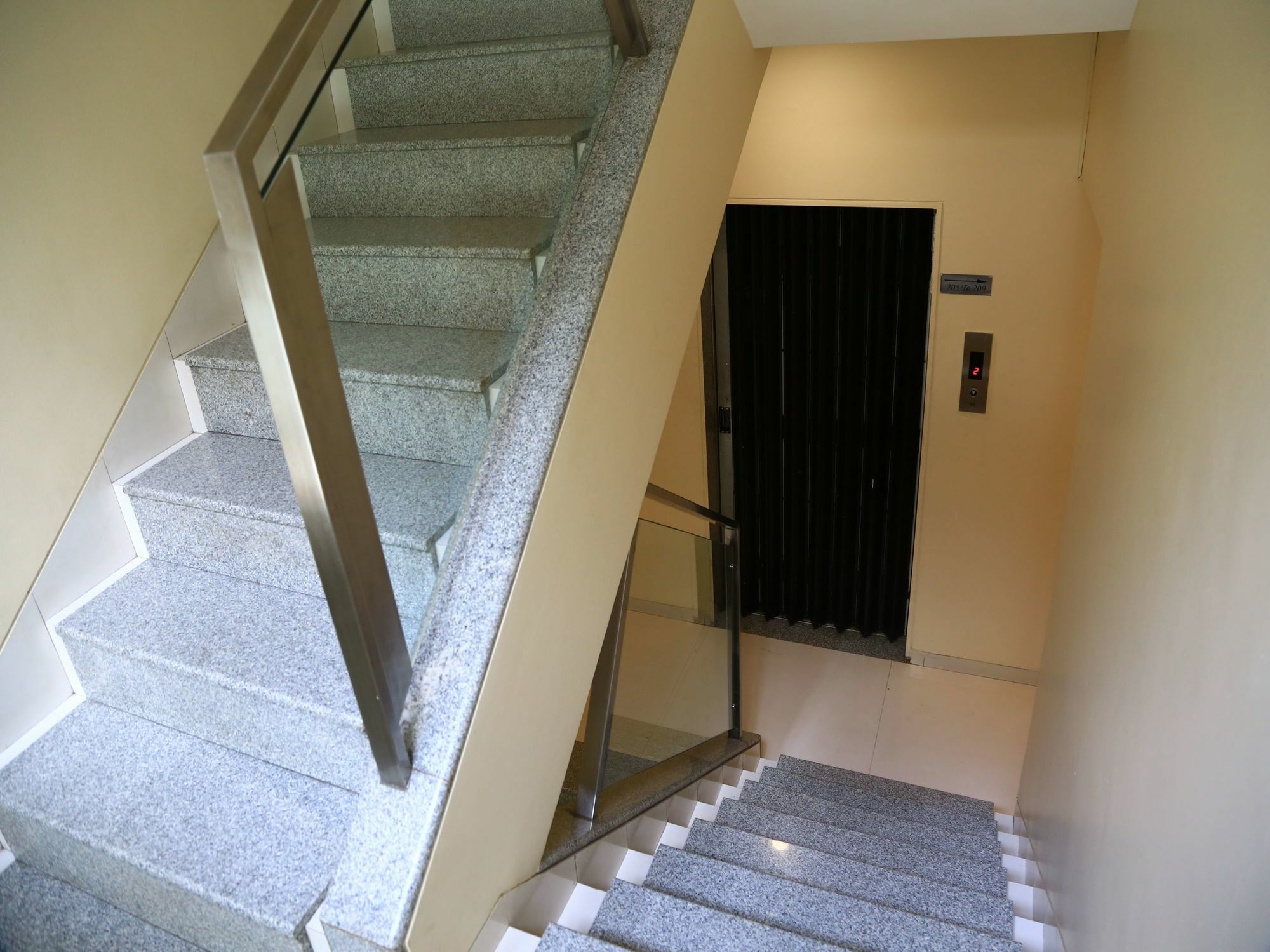 Oyo 13771 Executive Residency Otel Pune Dış mekan fotoğraf